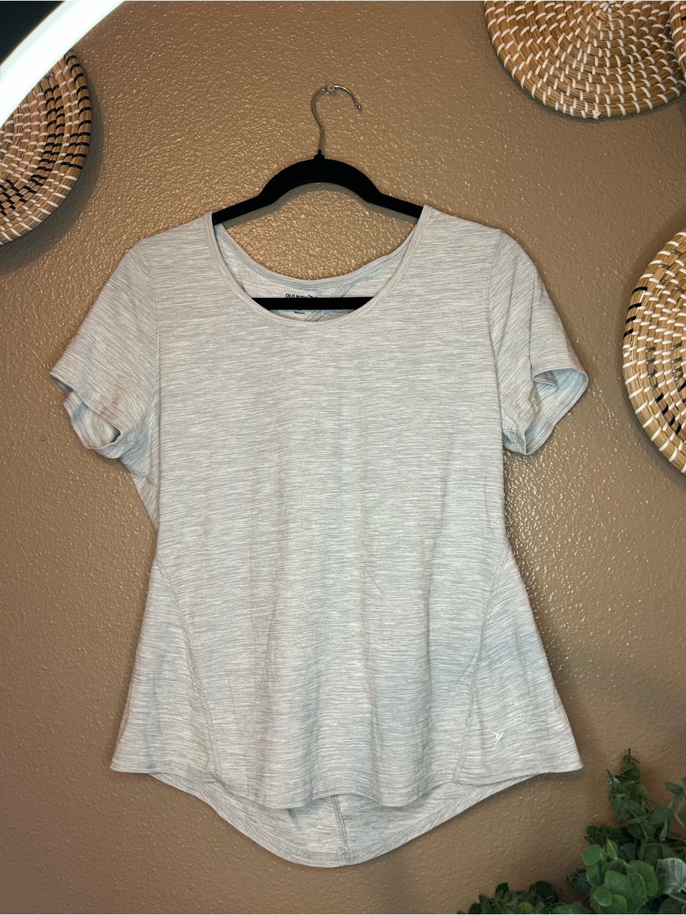 Old Navy Light Gray Short Sleeve Women's Tee